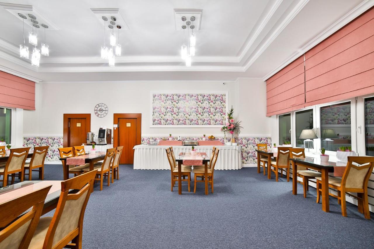 Hotel Wiosna Rabka Exterior photo