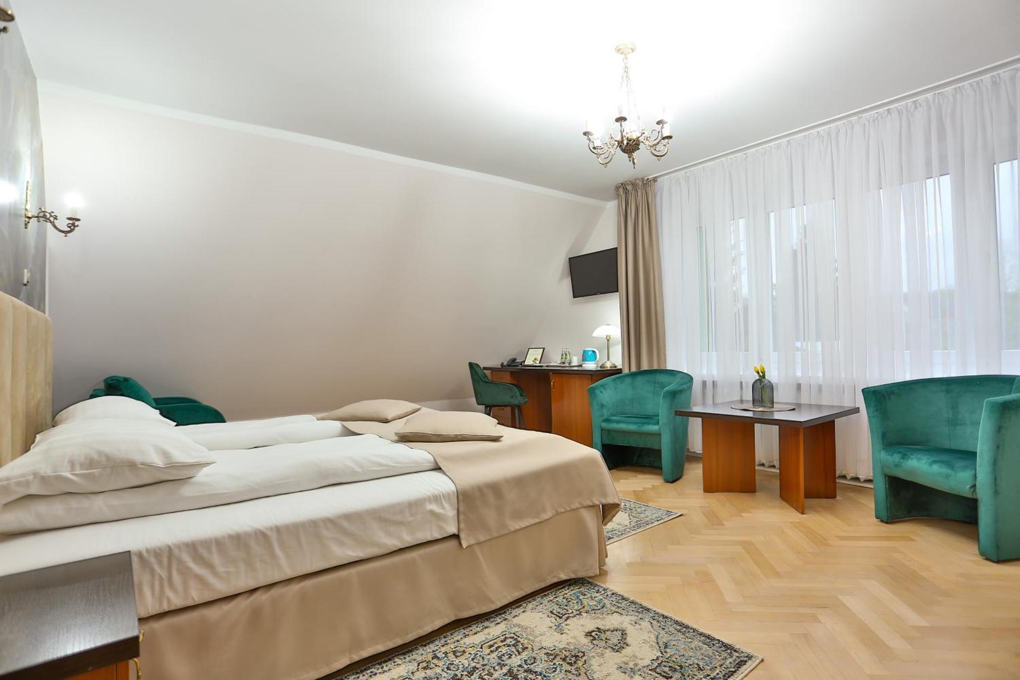 Hotel Wiosna Rabka Exterior photo