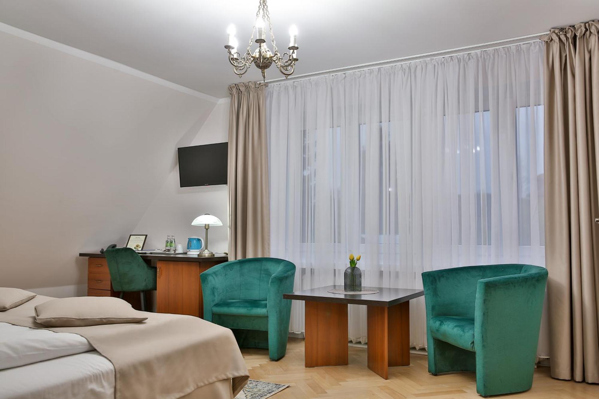 Hotel Wiosna Rabka Exterior photo